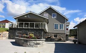 Viken Holiday Home